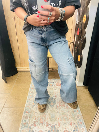 Cassie Cargo Jeans by KanCan
