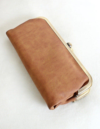 Karen Kiss Lock Clutch Bag