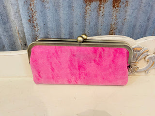 Karen Kiss Lock Clutch Bag