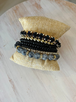 Bold and Beautiful Bracelet Set - Black