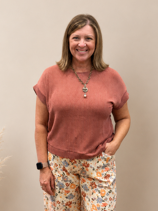 Anna Ribbed Top in Rust