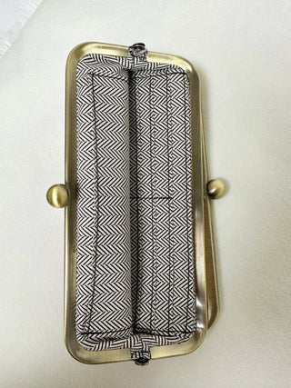 Karen Kiss Lock Clutch Bag