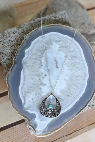 Silver Teardrop Pendant Necklace